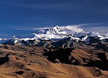 韩媒炮轰西方政治正确 发布《星刃》女主性感写真视频